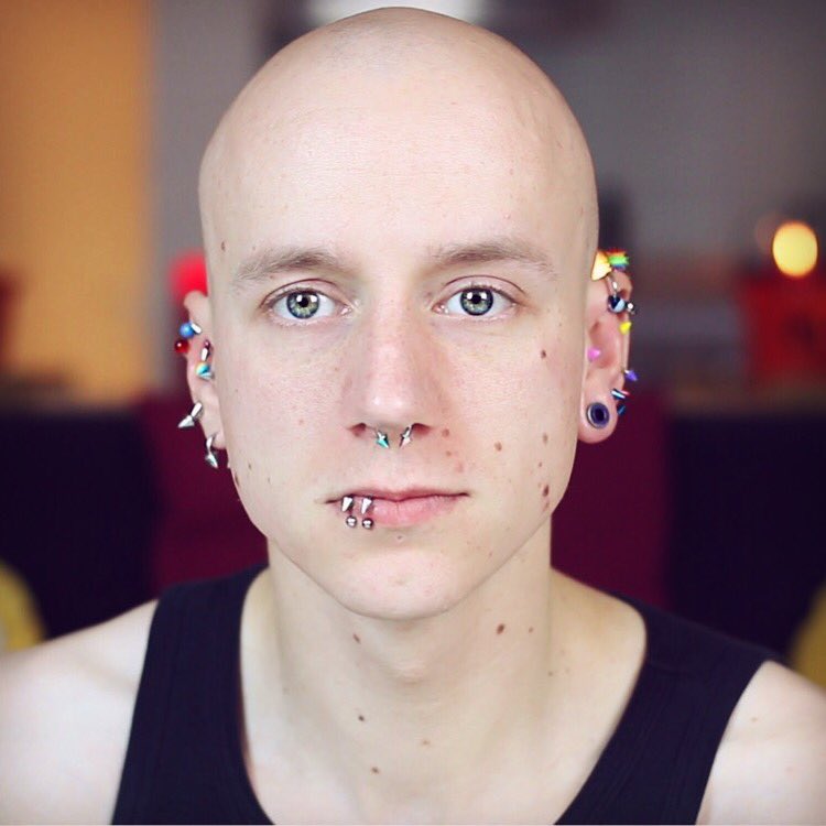 RolyWestYT's tweet photo. Conspiracy Theory: I'm not really bald!My real name Sharon and I want to talk to your manager #ConspiracyTheories #YouTuberExposed https://t.co/F0fauFgi4C