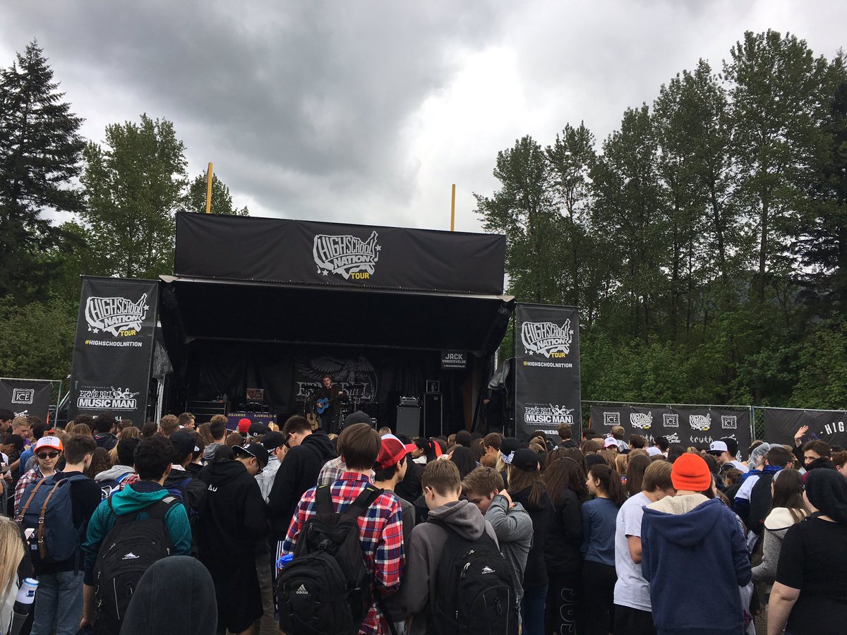 Issaquah High tweet media