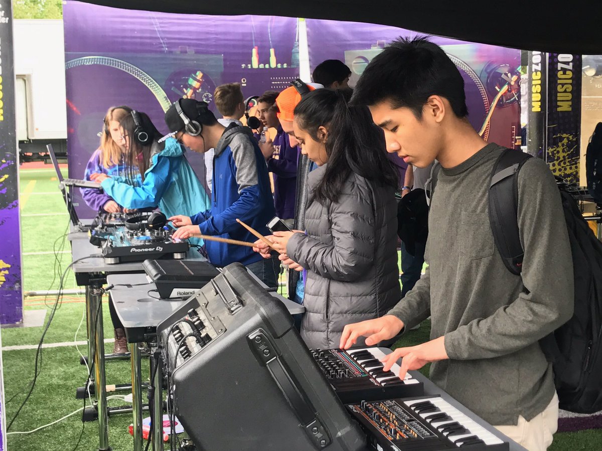 Issaquah High tweet media