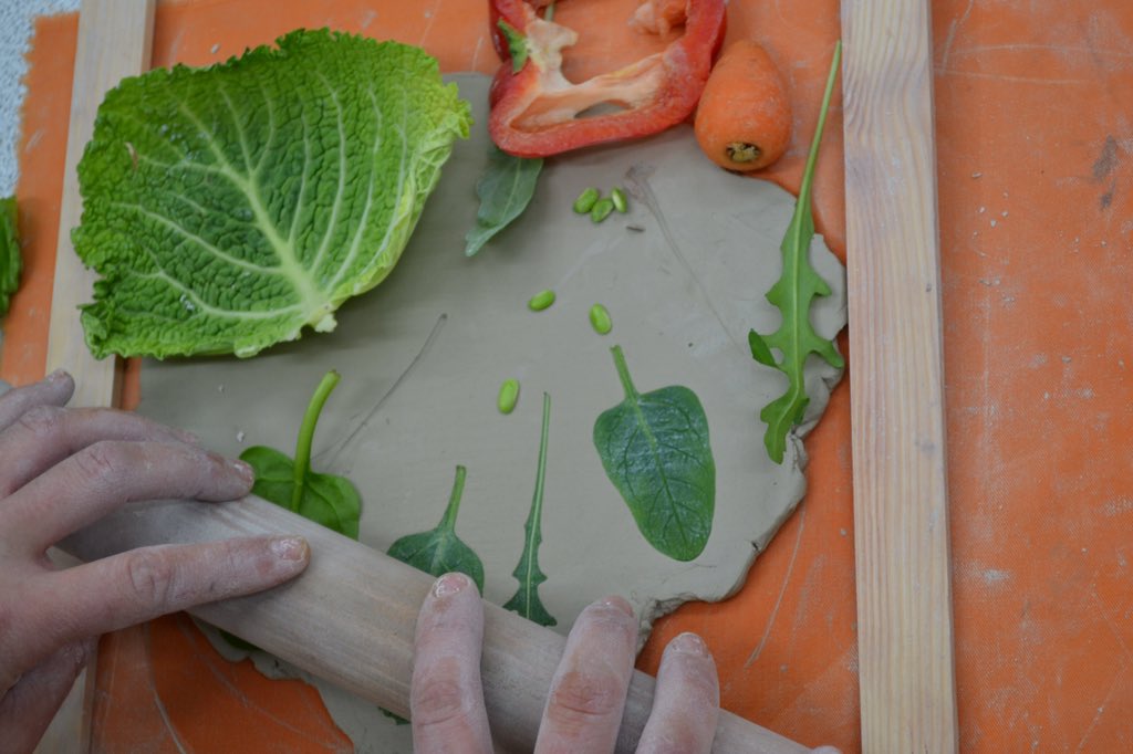 BCBfestival's tweet photo. Excited to host 18 Danish teachers #LOMA @SAfoodforlife @SOT_GoodFood #clayschool #clayCPD using @Ceramics_EU #foodonmyplate toolkit https://t.co/MA4CsrQjSV