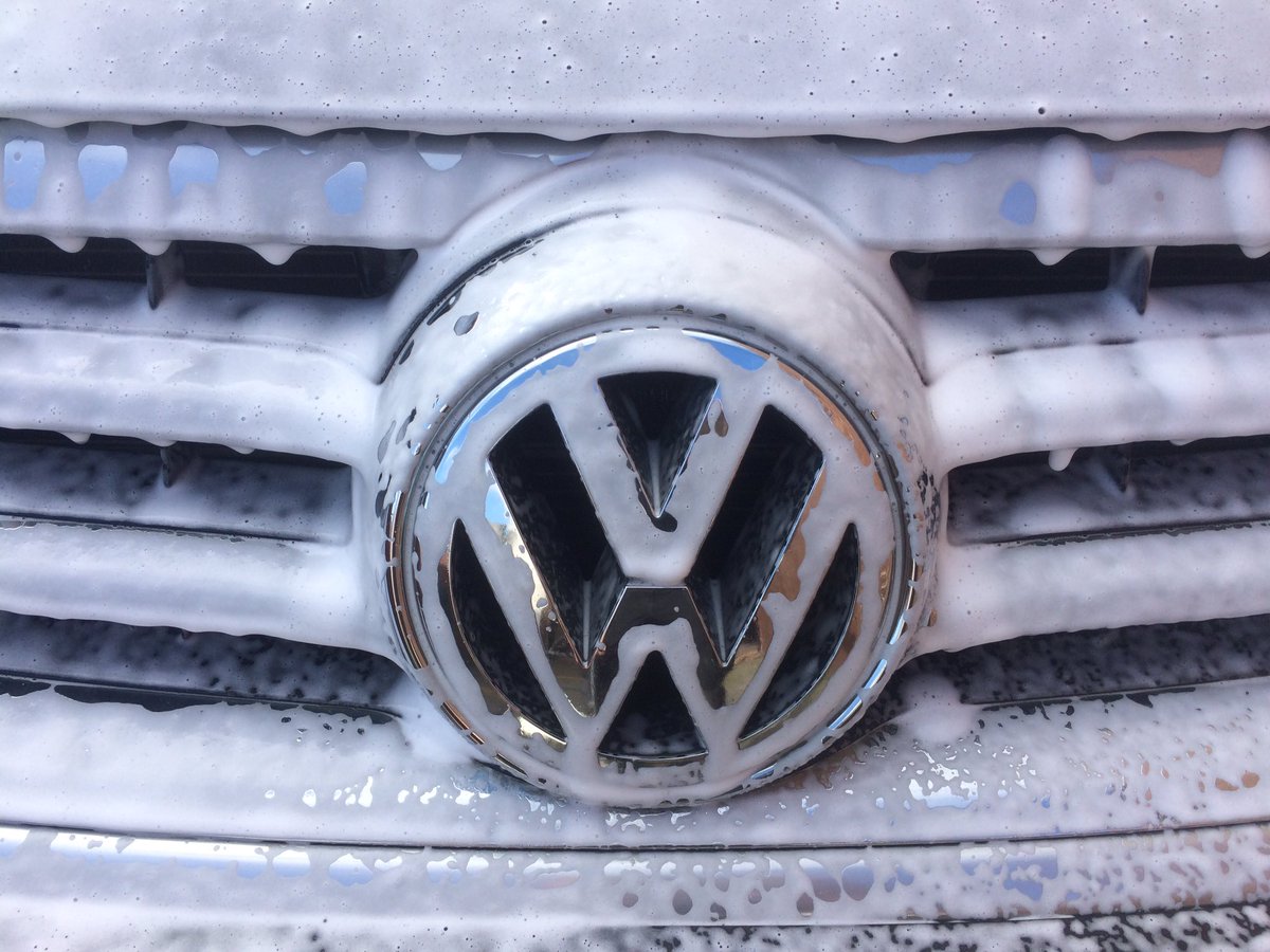 OrrellAutoDet's tweet image. Volkswagen Touareg receiving a #snowfoam treatment before an enhancement detail #detailing