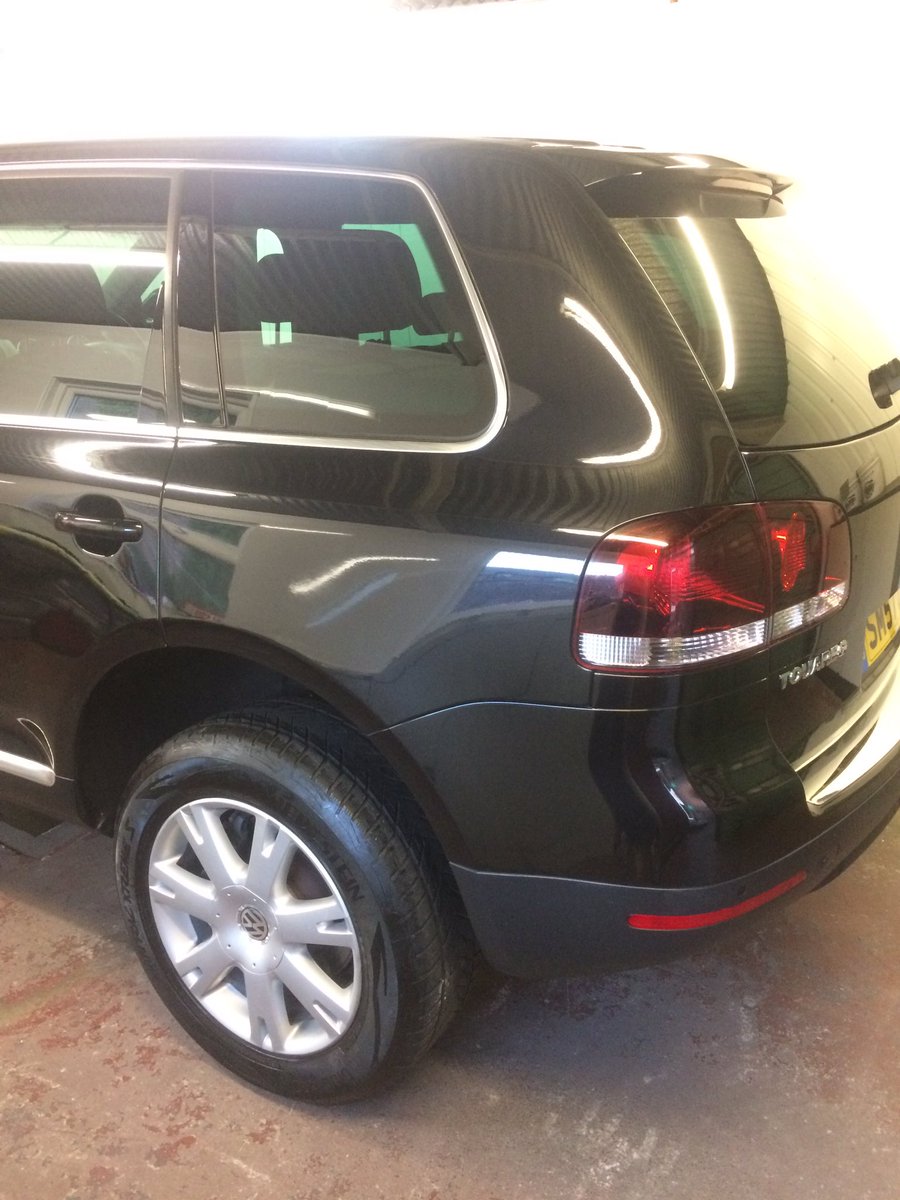 OrrellAutoDet's tweet image. #Volkswagen #Touareg Machine polished, gloss and depth restored, swirls removed and paint protected with wax #detailing #polished