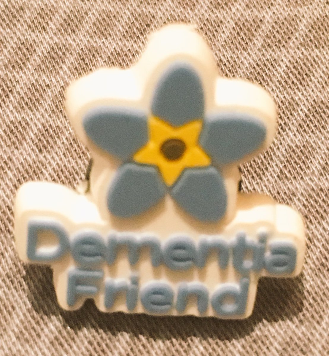 Why not become a dementia friend for #DementiaAwarenessWeek. Saturday 20th May 2-3pm at the Clarke Foley Centre. Get your badge #ilkley 💛