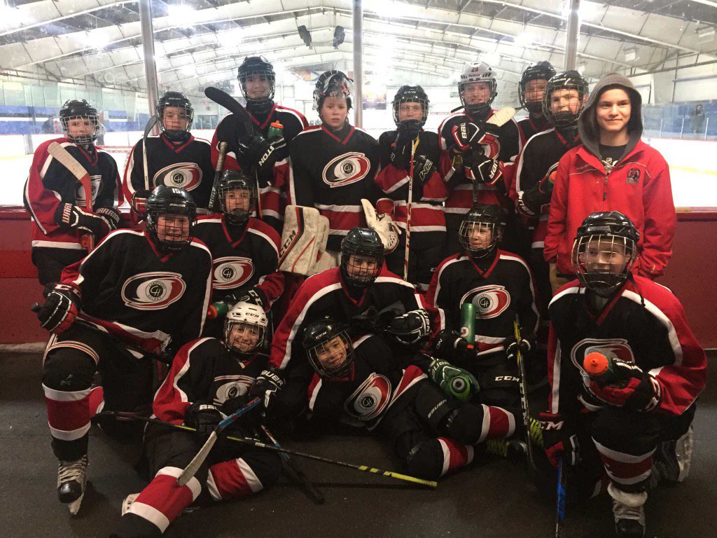 2004 hurricanes brought home the bronze this weekend. Congratulations boys