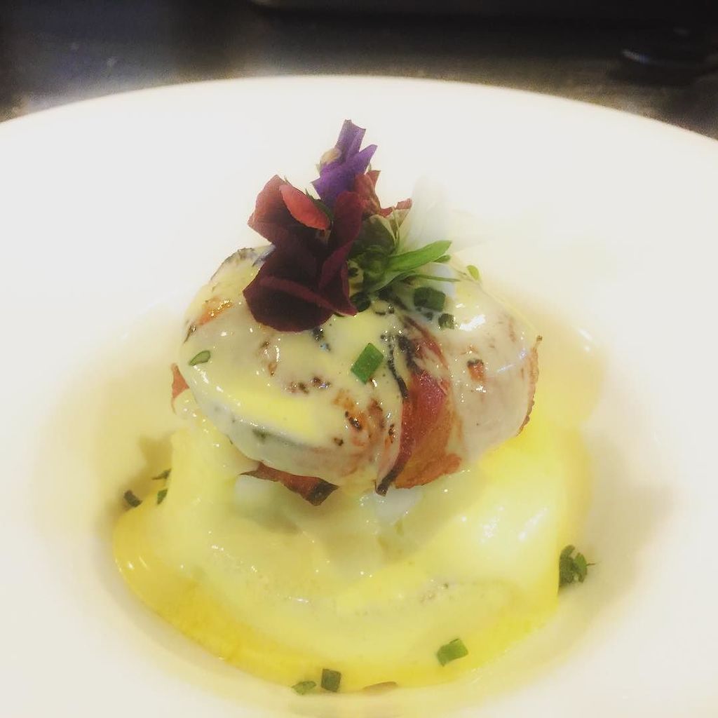 Offered mothers this chef's signature "Bacon Wrapped Papaya" as options for yesterday's starter. The build of the … ift.tt/2qlkgAH