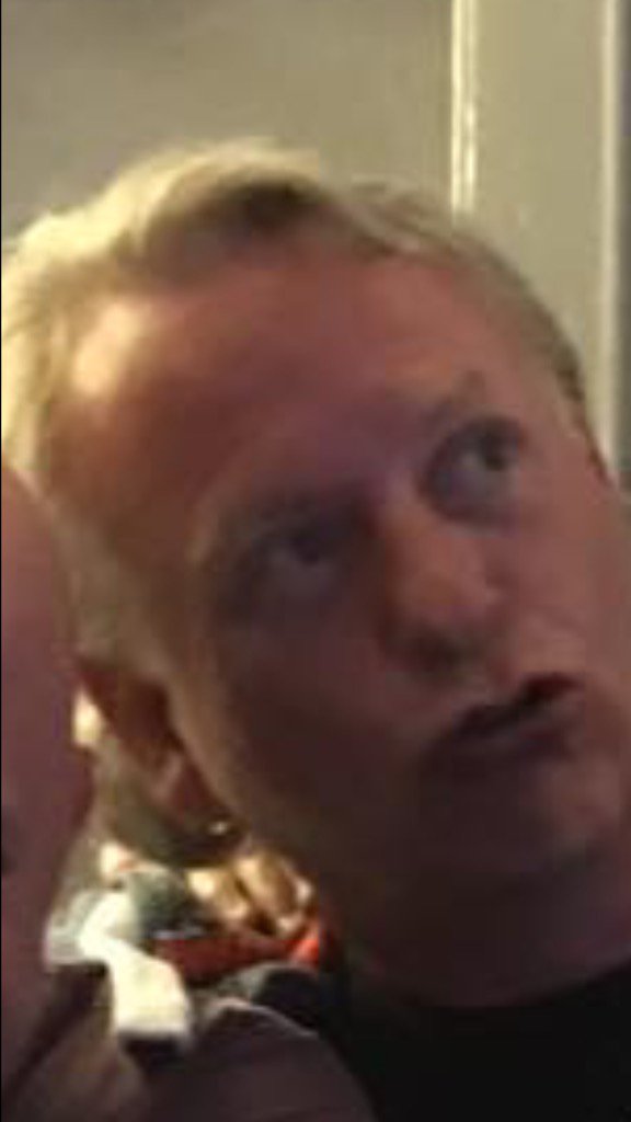 Suzz2's tweet image. Even when my Lovely pulls a daft face I still fancy the pants off him!