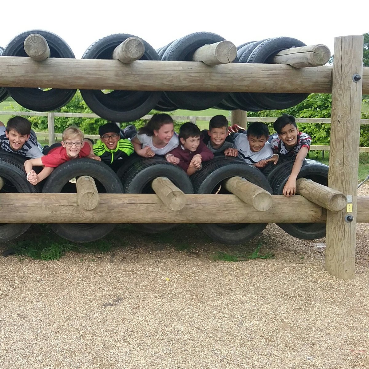 CallumGlazierR2's tweet photo. @CopperfieldR2 Year 6 are safe and sound on their first night at Kingswood! Had a great sing off with @tymberwood on the first night! https://t.co/gmwVMlBXLS