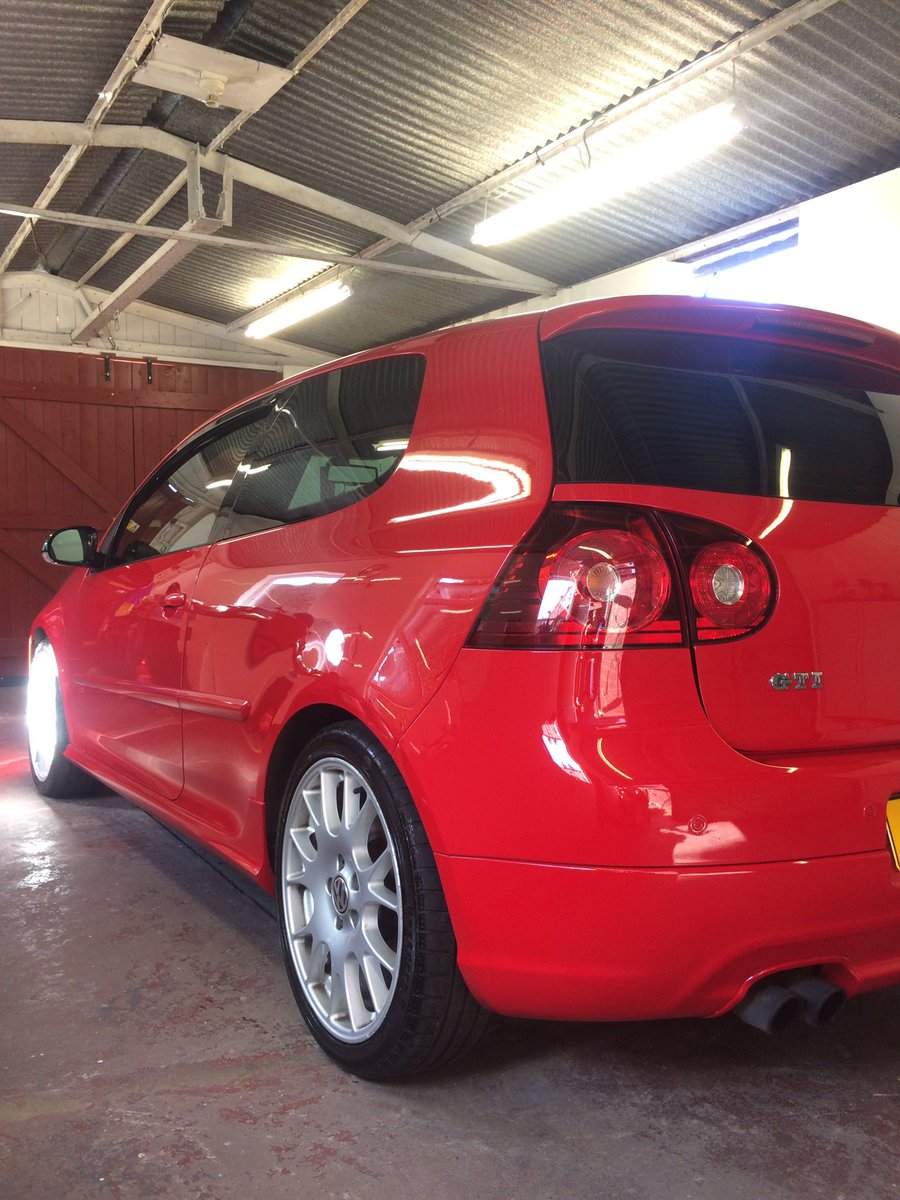 OrrellAutoDet's tweet image. #VW #Golf x1 day enhancement detail and 12 months protection coat- gloss and depth restored with great protection #detail #detailing