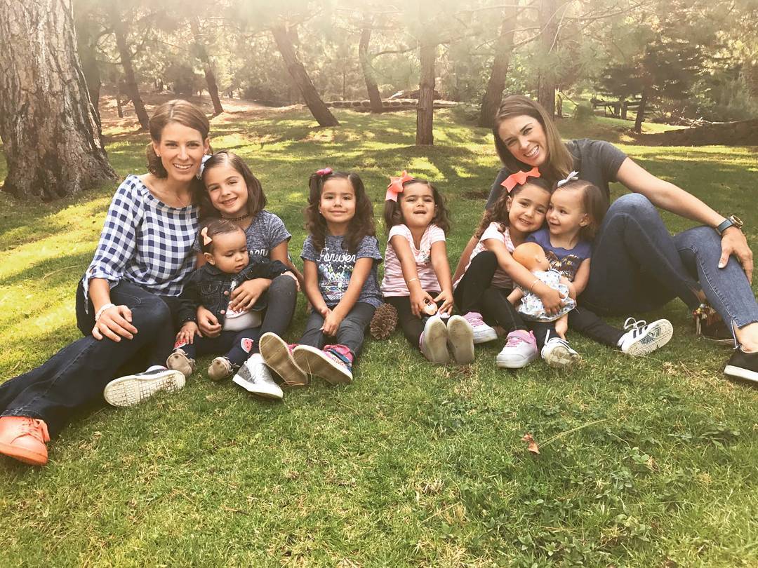 JBR_Colombia's tweet photo. 😍👭👭👶via ➡️@alibracas Lo maximo la convivencia!! Las quiero @jackybrv !! #gocetotal #Mazamitla #family #BosqueEscondido #puebloMagico #Mexico https://t.co/BFeStenONi