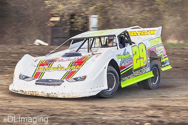 FowlMoodRacing's tweet photo. Phil Potts Earns Top-Five At @BrightonSpdwy. Read More: https://t.co/BGKxmiYyVR https://t.co/mBs0jvrrHE