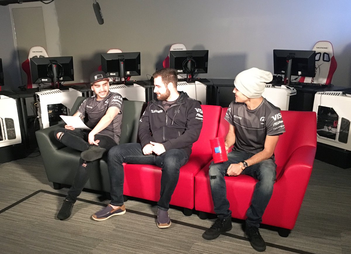 HyperX's tweet image. Thanks @SKGaming for visiting the office! Was a pleasure as always 😁 

Also sneak peek BTS at @FalleNCS 's Rapidfire shoot 😱🔨