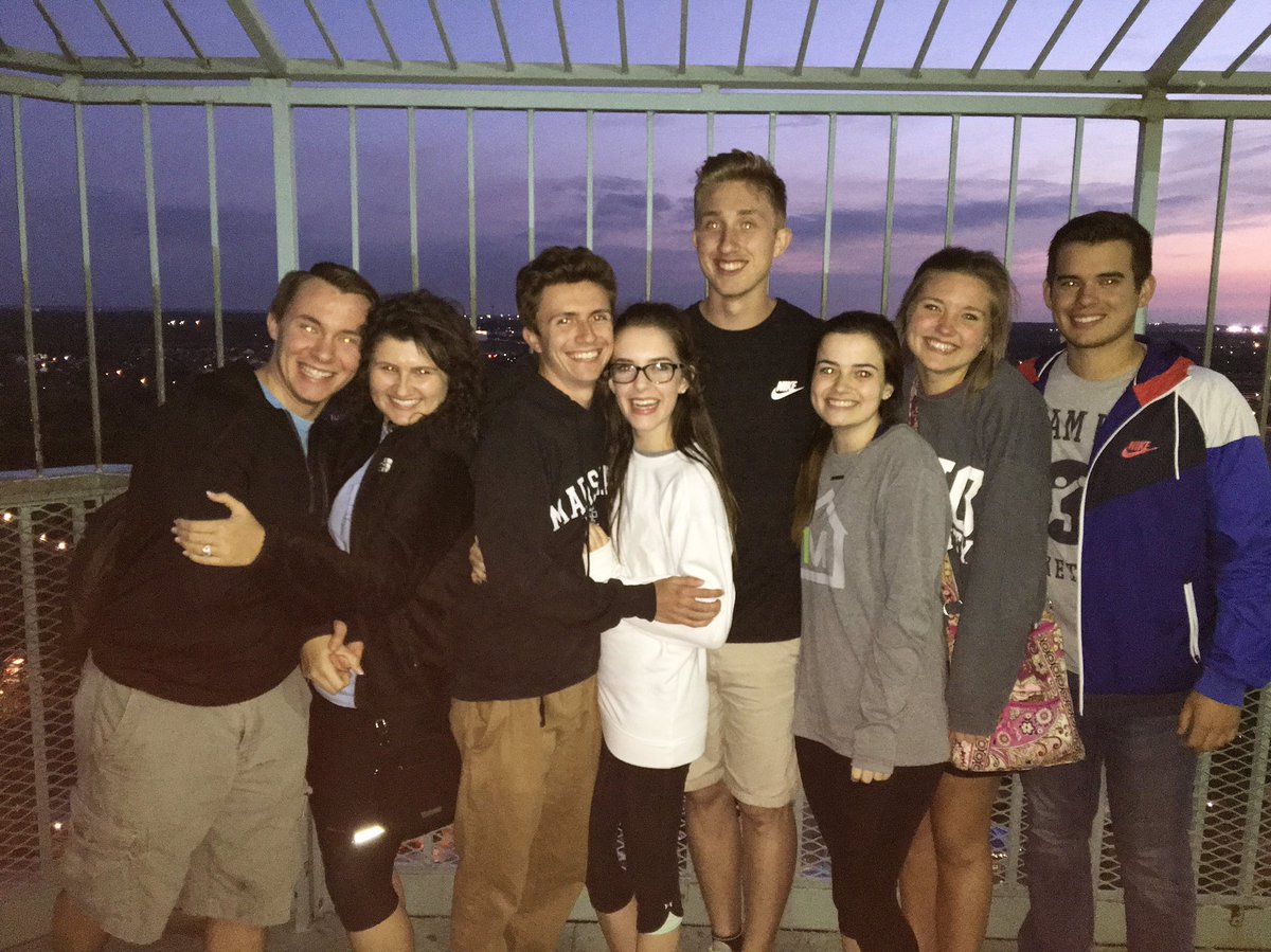 katiegullion's tweet photo. I couldn't ask for better friends. Miss them already! https://t.co/sMOqRbRFox