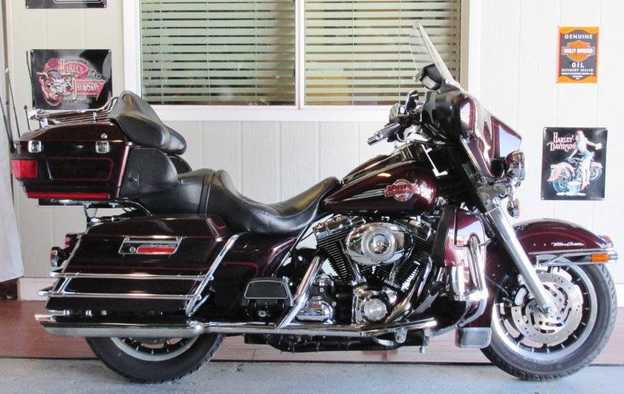 BoatsNCarsLLC's tweet photo. Check out 2007 Harley-Davidson Touring   https://t.co/EubMxoxCen via @eBay https://t.co/6fin2ZYPdi