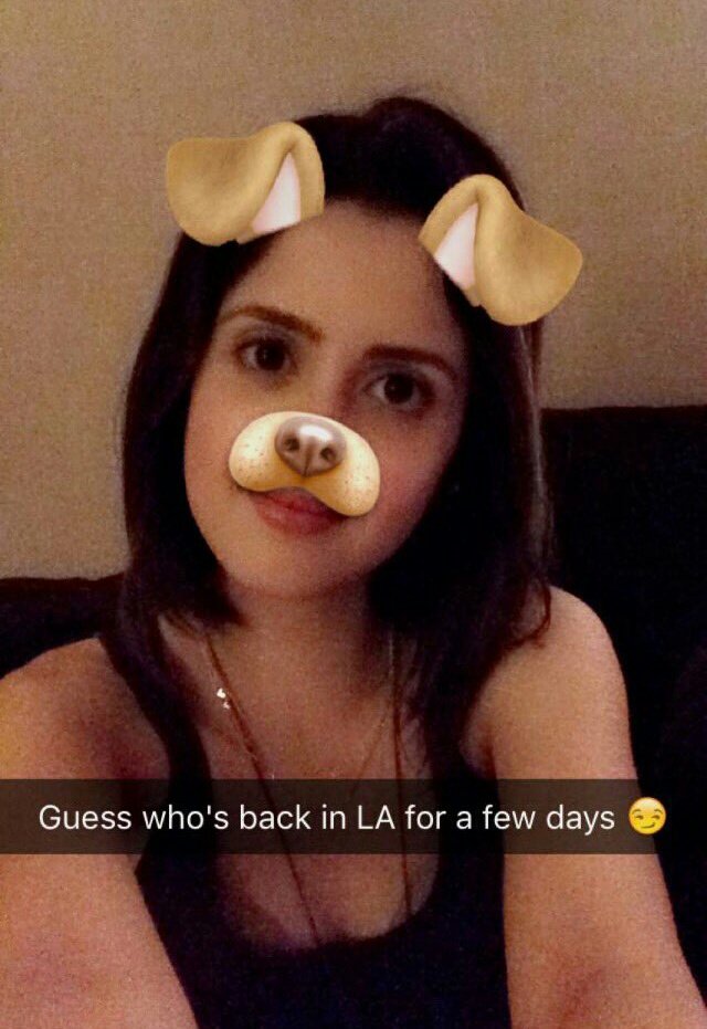 LMOfficialCL's tweet photo. Laura via Snapchat:
"Adivinen quien está de vuelta en LA por unos días 😏" https://t.co/EmIElJ2PHt