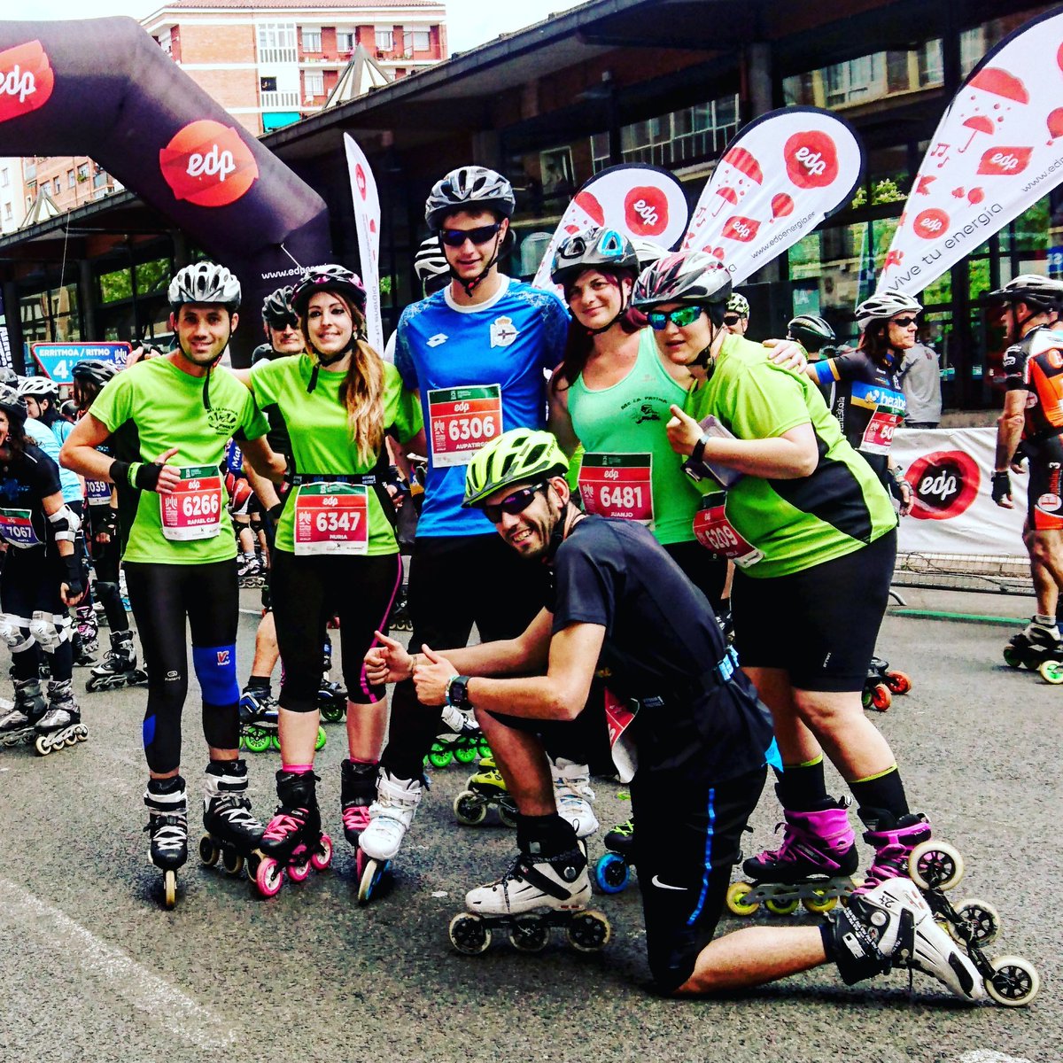 MeLaPatina's tweet photo. Pre y post maraton https://t.co/SmY23FZCKG