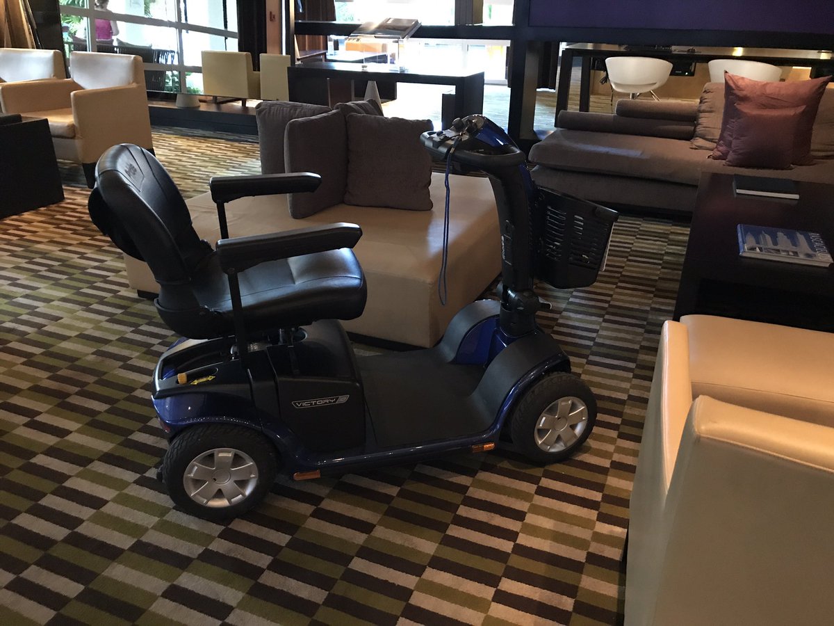 playamobility's tweet photo. #paradisuslaperla #PlayaDelCarmen #RivieraMaya #mobilityscooters #accessiblevacations @playamobility shining victory 10 delivered right now https://t.co/CQLNZh9tYW