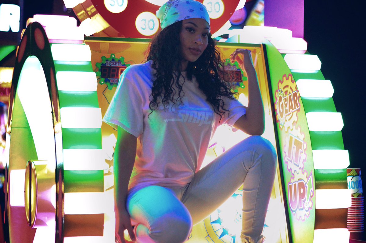 ProperGameSport's tweet image. Blac Persia Ballin in her #GoSmack Gear ⚙️💰🔥