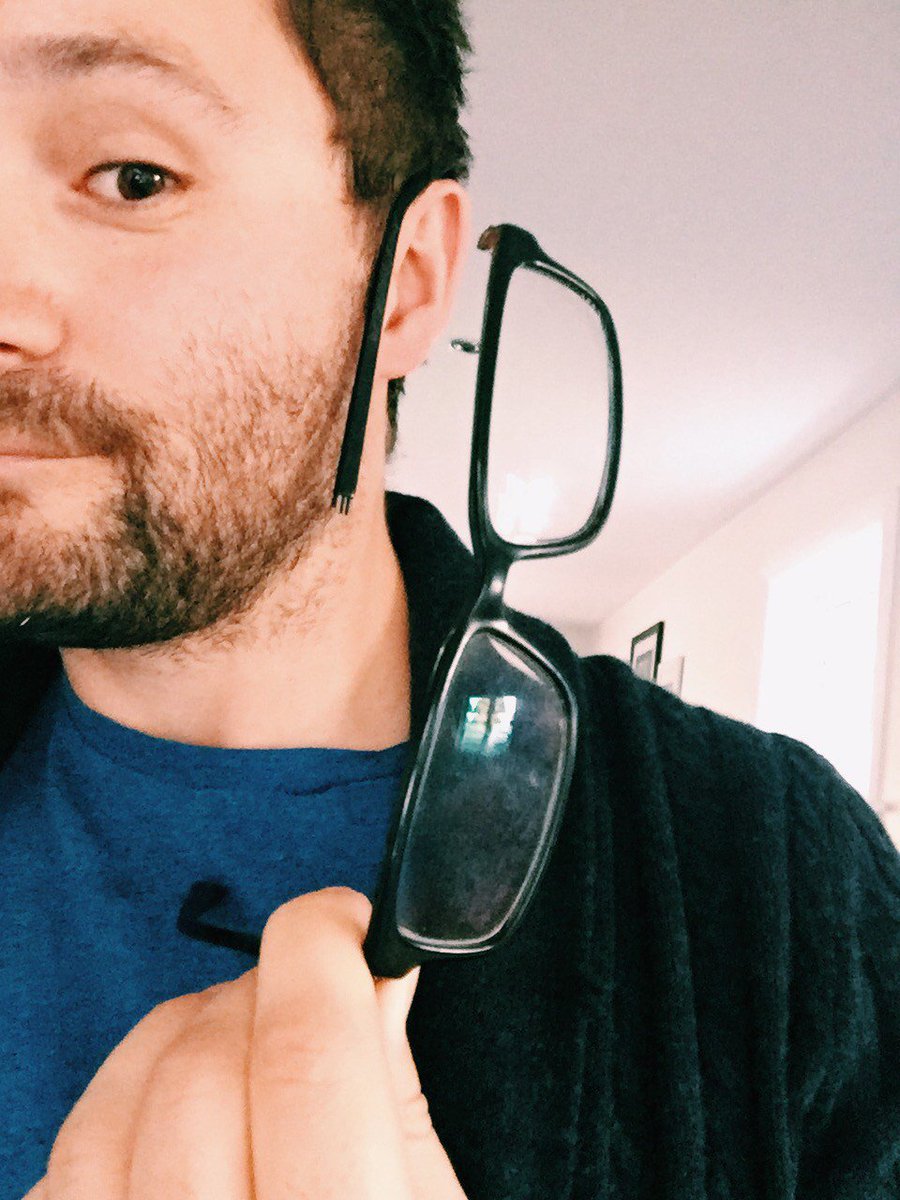 Broken glasses and pee-throughs! moderndadguru.wordpress.com/2017/05/16/bro…