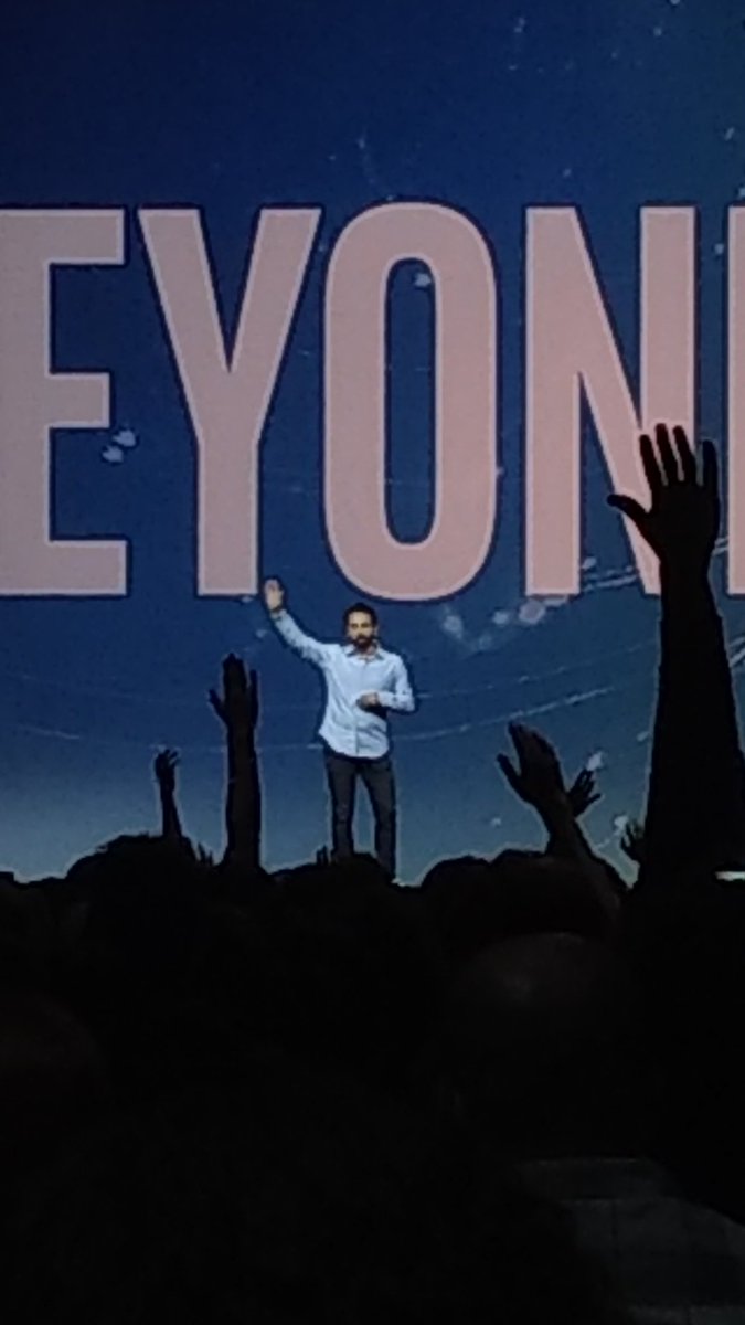 KliewerScience's tweet photo. Day 2 #IntelISEF #ISEF2017 Opening Ceremonies: Emcee @veritasium special guest @PrakashLab https://t.co/pXMKZ1UZWY