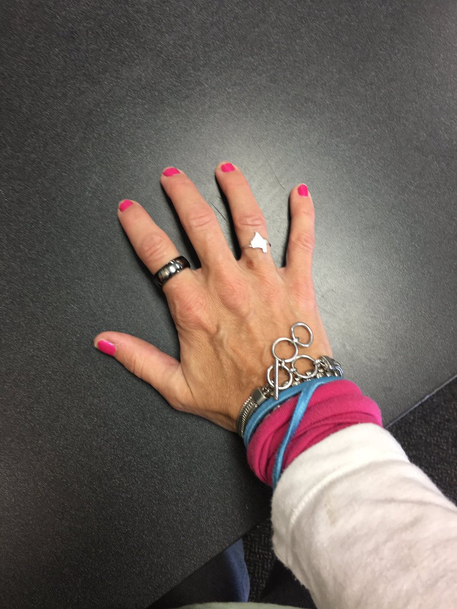 HeroThanks's tweet image. HeroThanks shout out to hero team at 22Kill who bring light &amp;amp; hope to very dark places. ❤️ 
carrytheload.org/goto/chaplaina…