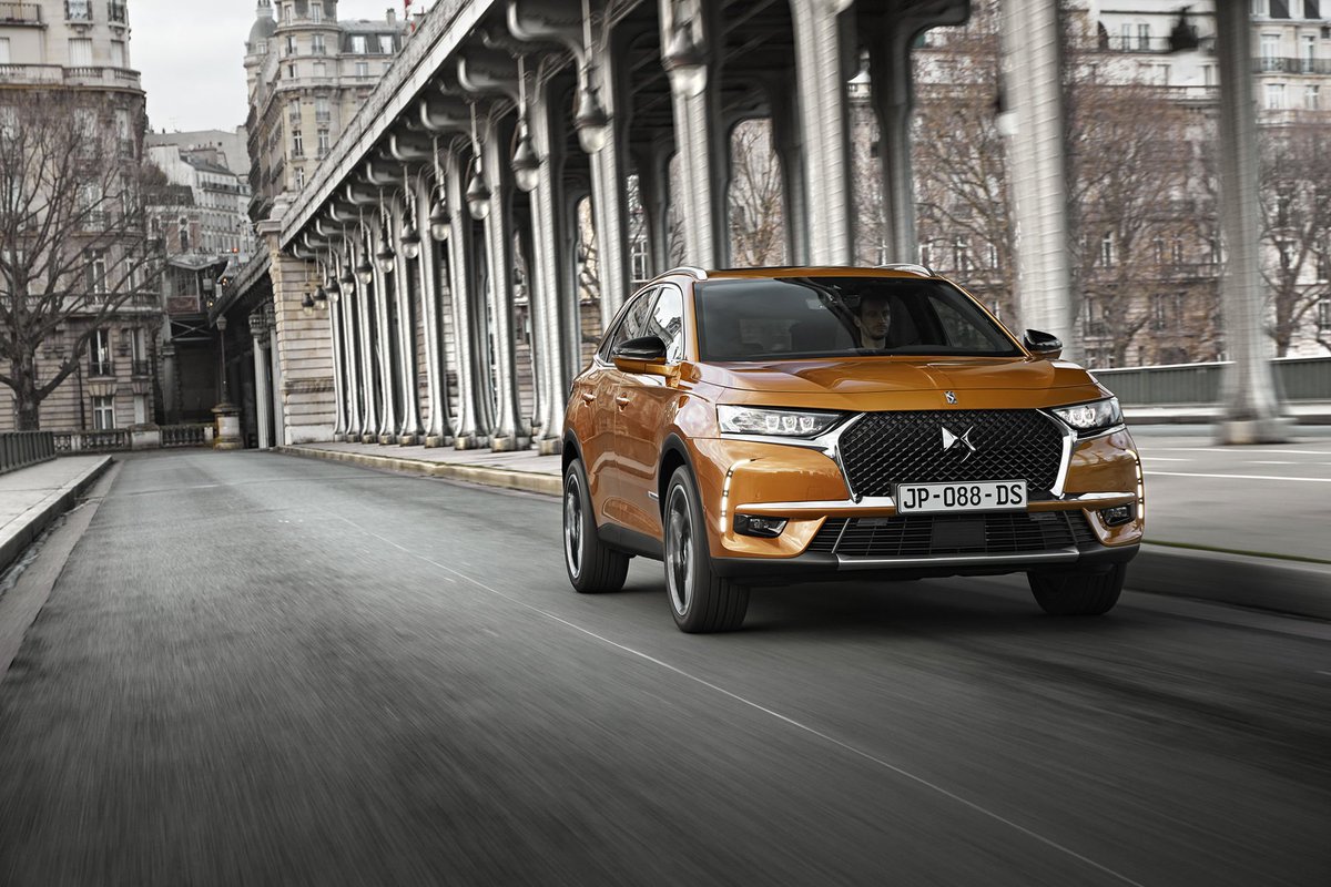 DS_AU_Official's tweet photo. Drive more. Consume less. DS E-TENSE delivers a range of up to 60 km in zero-emission mode. #DS7CROSSBACK https://t.co/4DAb6nJ3FW