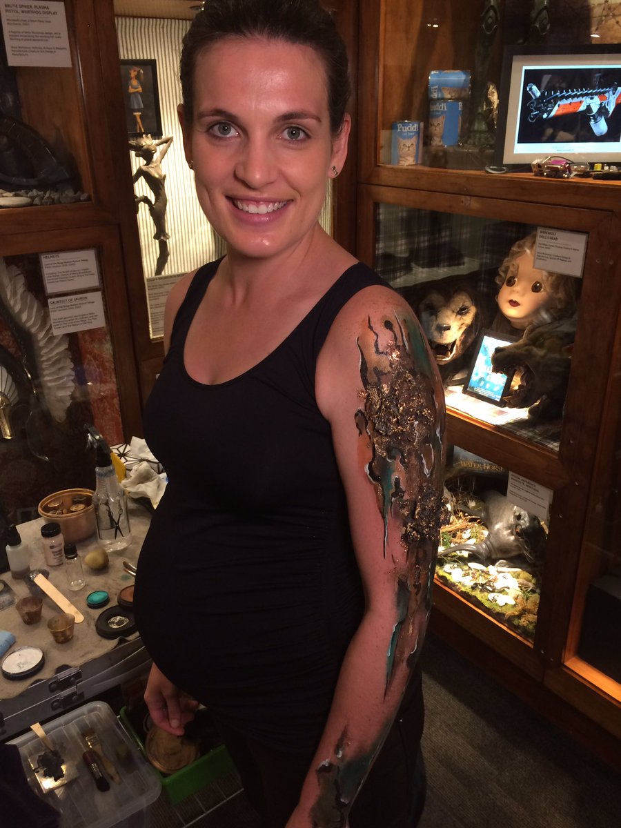 rebe_nz's tweet photo. Tonight on @SevenSharp @bodies_of_art is transforming the ordinary into the extraordinary and challenging the stereotypes of body art https://t.co/nYvocfX0W3