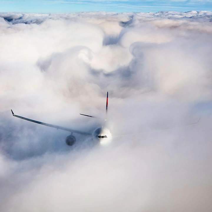 aviation24glb's tweet photo. Another Great shoot from highly modified Wolfe Air Camera Learjet https://t.co/LQCqyfFkCk