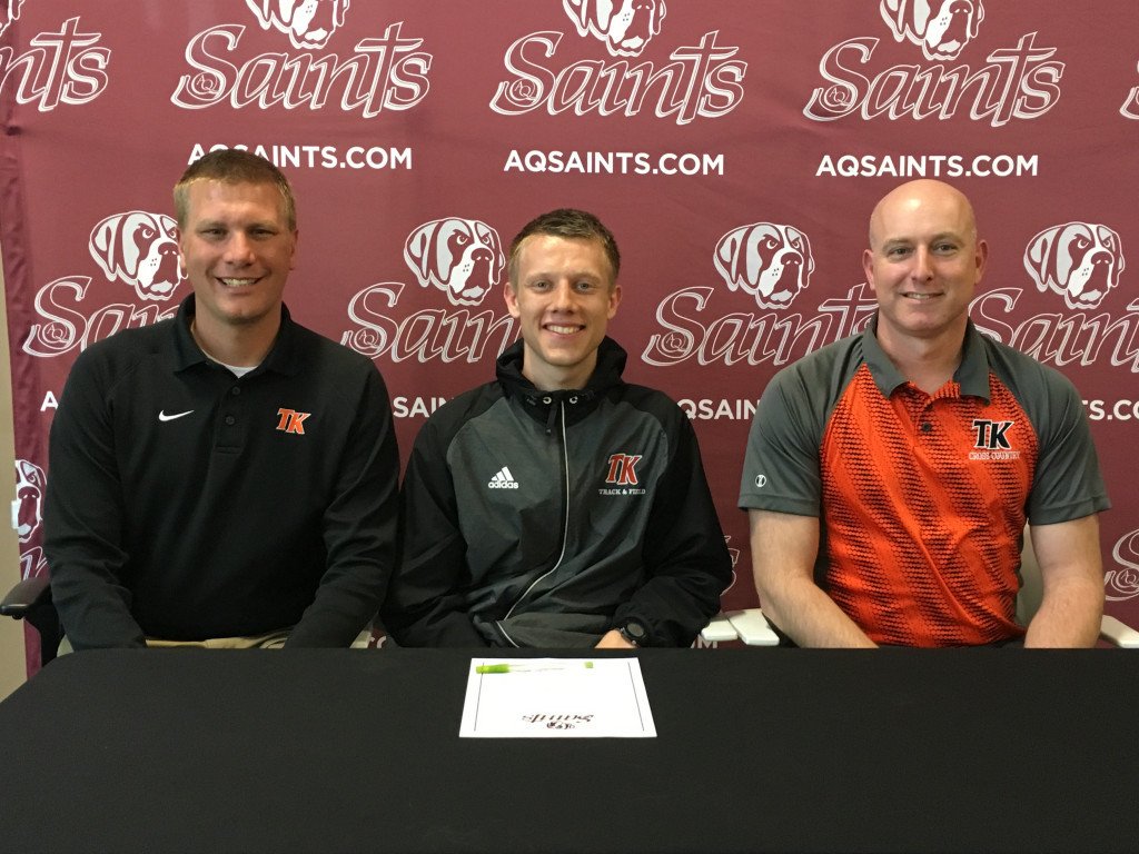 TK_Trojansports's tweet photo. In case you missed it: New post: Walter signs with Aquinas https://t.co/b3OgR37HI0 https://t.co/5aW0OssdpQ