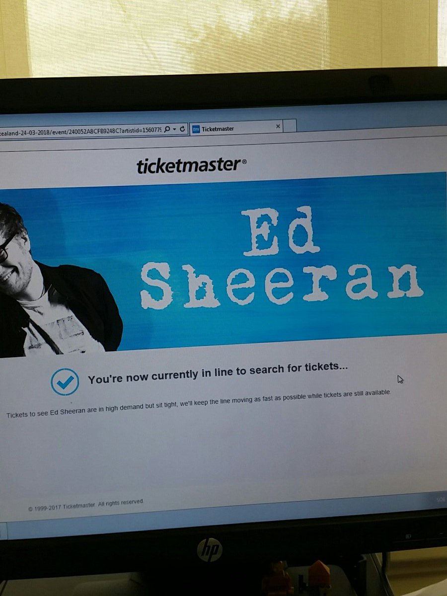 davetdude's tweet photo. @edsheeran help me get my auckland tickets!!!! https://t.co/c8z1Zin2FS