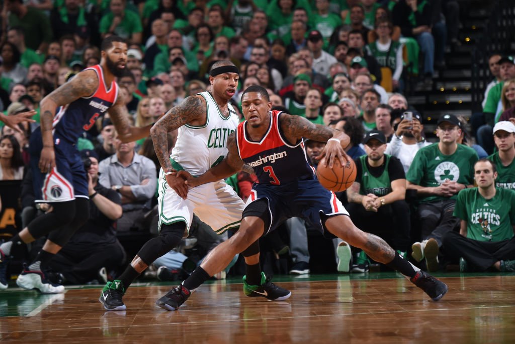 NBA's tweet photo. Win or go home: @WashWizards lead @celtics 55-53 at half.

Wall/Beal combined for 27 PTS. Thomas/Olynyk: 12 PTS each.

#NBAPlayoffs on TNT https://t.co/TnNrlJKLAM
