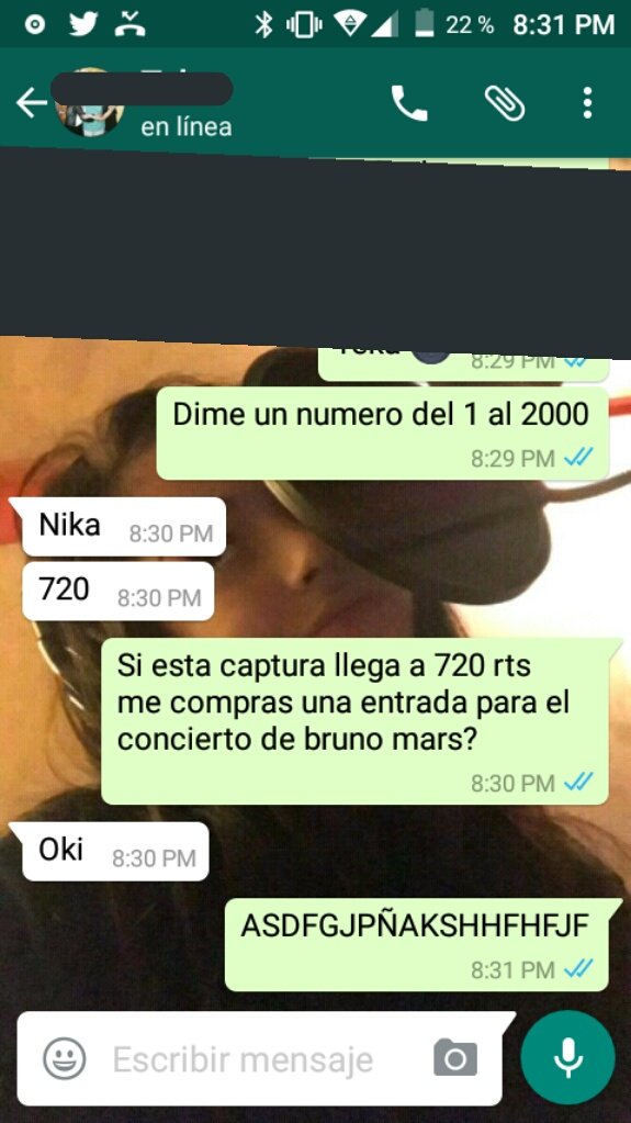 wifesidxs's tweet photo. "RT PARA LA BUENA SUERTE" 
AYUDAAAAA POR FAVOR, EN SERIO QUIERO IR AL CONCIERTO Y SOLO SON 720 RTS 
AYUDAAAA😭😭❤❤❤ https://t.co/8mzJw5mIF3
