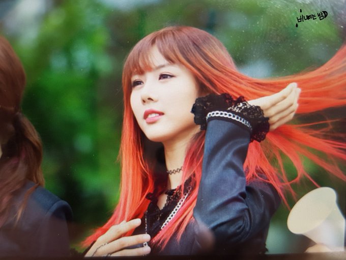 C_6_tknUAAAGTtt.jpg:small