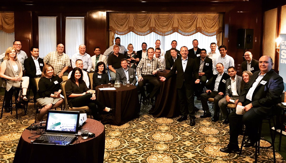 Hanging with my #cloud crew. Best talent you can find.