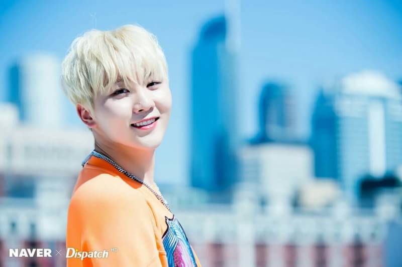 SVTGlobal's tweet photo. [PICT] 170516 Seventeen MV Making Behind the Scene by Naver x Dispatch (Cr. Naver x Dispatch) https://t.co/V4BQ1xTdDc