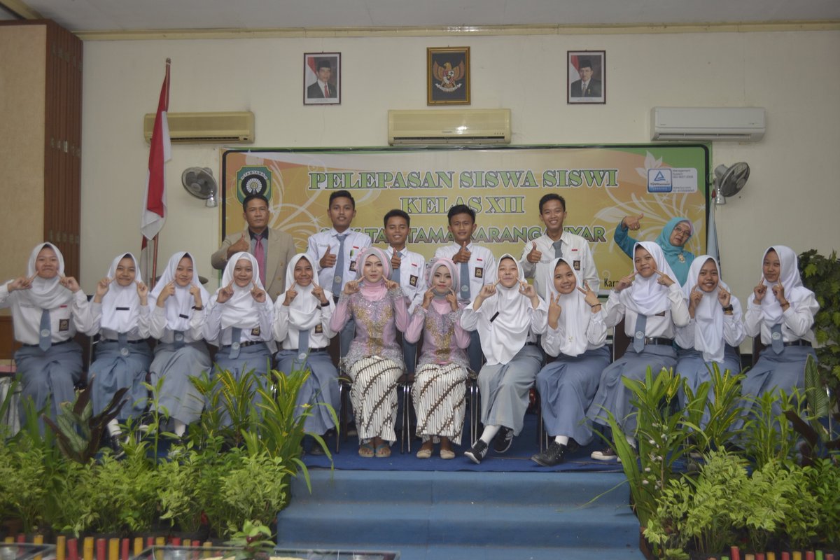 fhina451's tweet photo. masih mengingat yang kemarin. https://t.co/hVzSF0bWB3