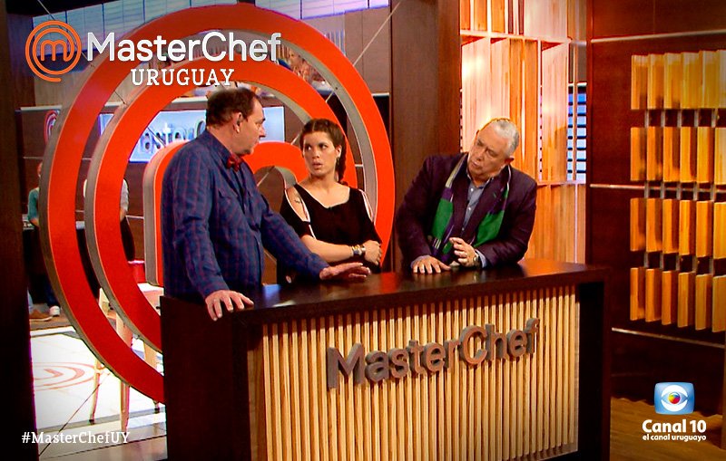 momouruguay's tweet photo. - ¿Y que te parecio franchute?
- Togdo estagba cgudo, una miegda
#MasterChefUy https://t.co/8FvUMJ4DbP