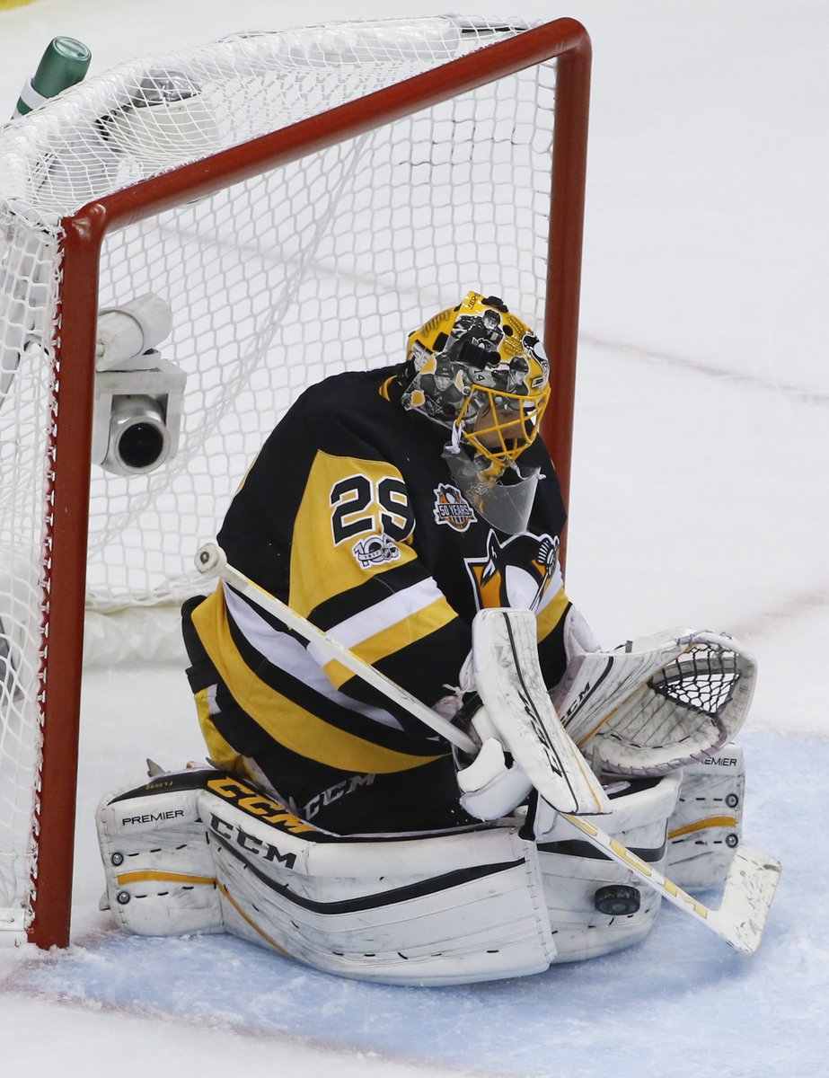 SNstats's tweet photo. #Pens Marc-Andre Fleury becomes the 12th goalie in NHL history to record 10 career postseason shutouts https://t.co/7eDf4CJzuS
