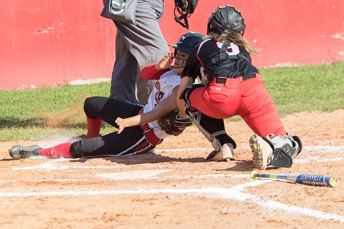 Heck of a year, ladies. <a href="/SoftballDbhs/">DBHS Softball</a> Congrats on great careers laidies. <a href="/kristenleanne28/">Kristen</a> <a href="/n_vittetoe/">Rachel Vittetoe🦋</a> @jrpainter423 &amp; Lexie McDowell