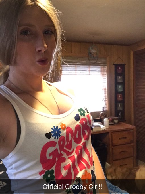 Got my official Grooby T-Shirt. 😊 https://t.co/CZL0H7nYOe