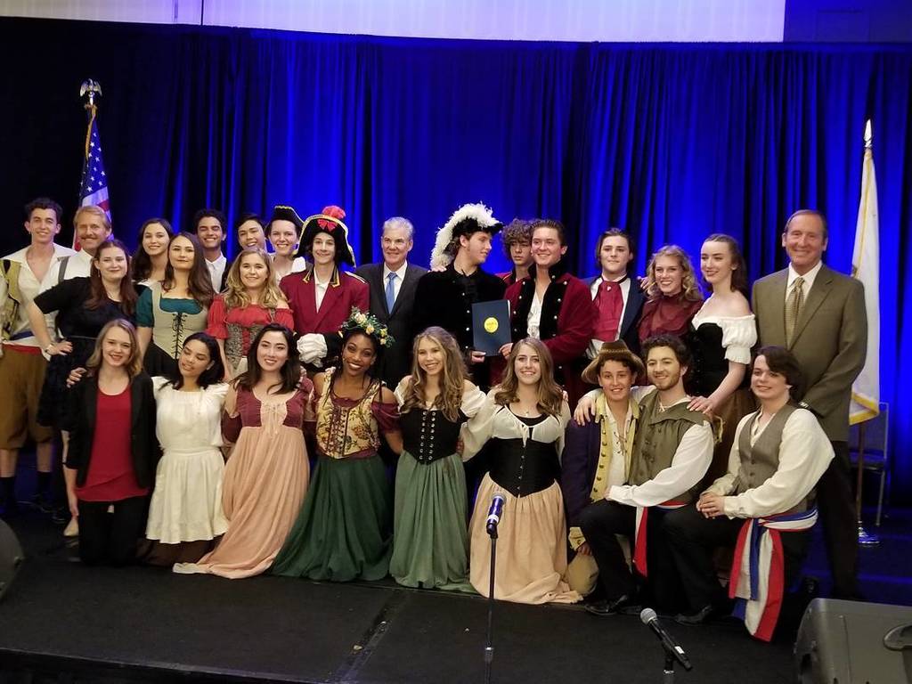 MoorparkHighSch's tweet photo. The Les Mis cast brought down the house for Tom Torlakson! https://t.co/qnb5mNApMe https://t.co/q8mrJt5gwg