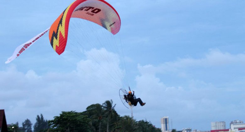 #DanditoNews > Terbang Bebas Meriahkan Bhayangkara Expo danditorestaurant.com/terbang-bebas-…