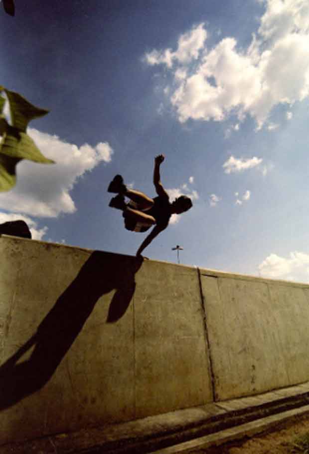 Demain_la_Ville's tweet photo. Comment mieux intégrer les jeunes dans l'espace public ? Quelques solutions avec @lecolededesign #jeunesse #parkour https://t.co/96tXl0SePD https://t.co/bAB2in68bI