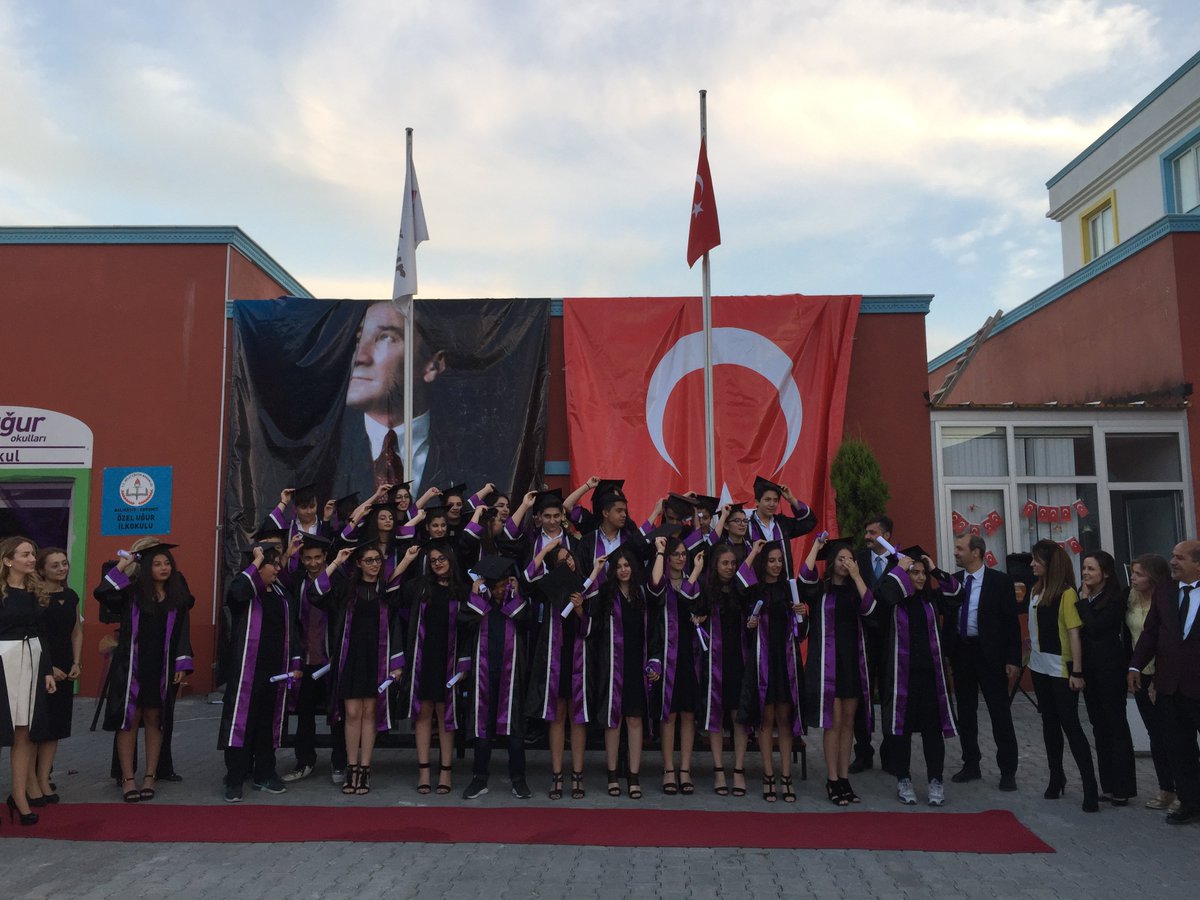 8.Sınıf öğrencilerimiz "Liseye Merhaba" dedi. <a href="/EylemKahrmn/">Eylem</a> <a href="/muratkahrmnn/">Murat</a> <a href="/nilcicek/">Nil Çiçek</a>