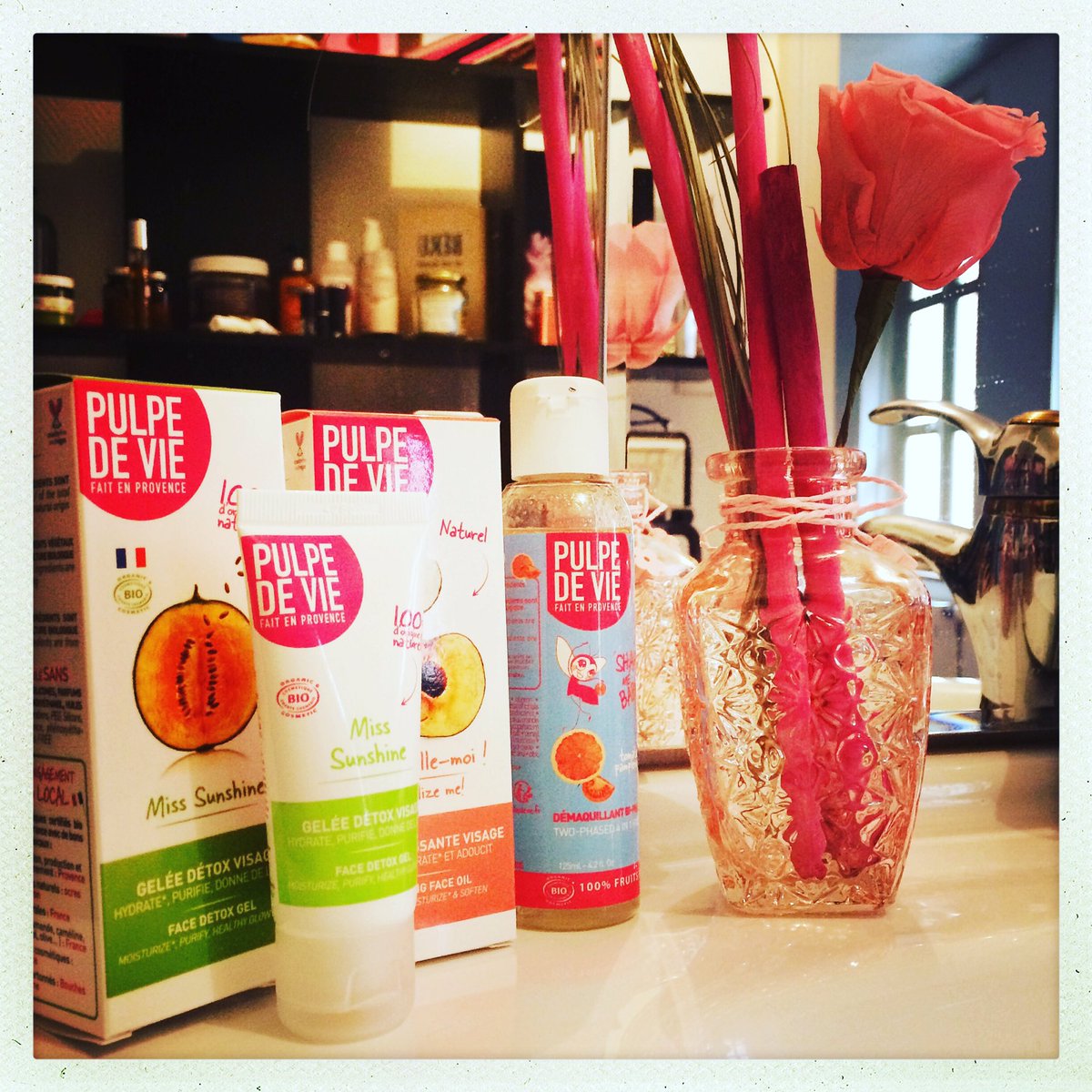 Cosmartic's tweet image. #beaute #bienetre #cadeau #jeu #bio #organic #rituelbeaute  #ecologie #womenlogy #greenphilosophy #photooftheday #cosmartic @pulpedevie