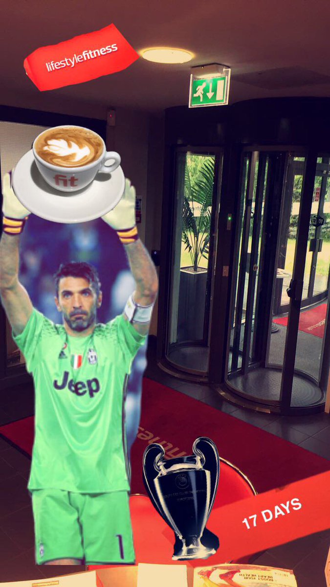 Vivelsfcardiff's tweet photo. ALL the blender build up ⚽
SEVENTEEN DAYS 🏆

#forzajuve @juventusfc @ChampionsLeague #farmorethanajuicebar @lfitnesscardiff @CharlieLFit https://t.co/D3RH8fgrmS