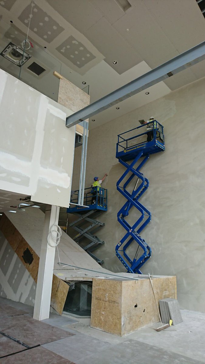 Big wall, #bigwall #interiordesignlondon #polishedplaster #italianplaster #surfacedesign #luxurydesign #teamwork