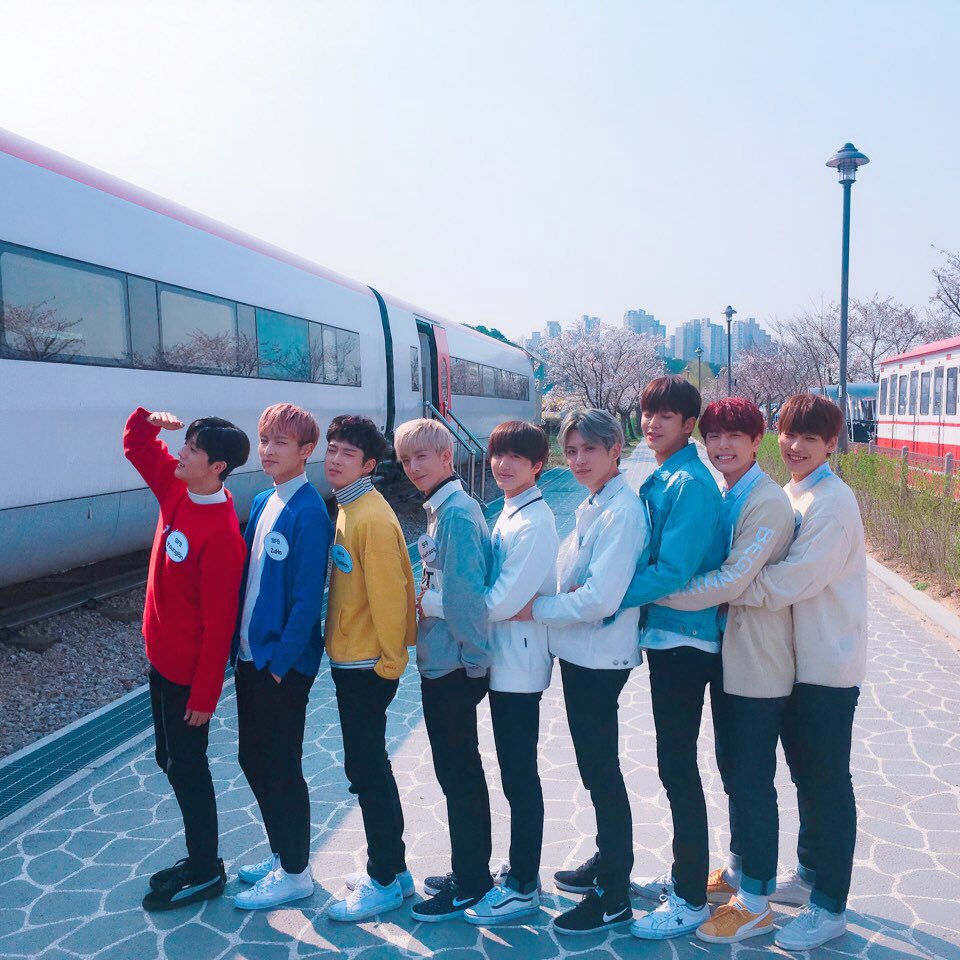 SF9_FANCLUB's tweet photo. [📸] 숨겨왔던 나의- 미공개 사진 모두 FANTASY에게 줄게🎶 #SF9_is...

오늘의 Target 💘
돌아온 미공개 사진 타임‼️
SF9과 다같이 칙칙폭폭🚂

#SF9 #에스에프나인 #SF9_is #쉽다 #EasyLove 💔 https://t.co/ppca35sxCq