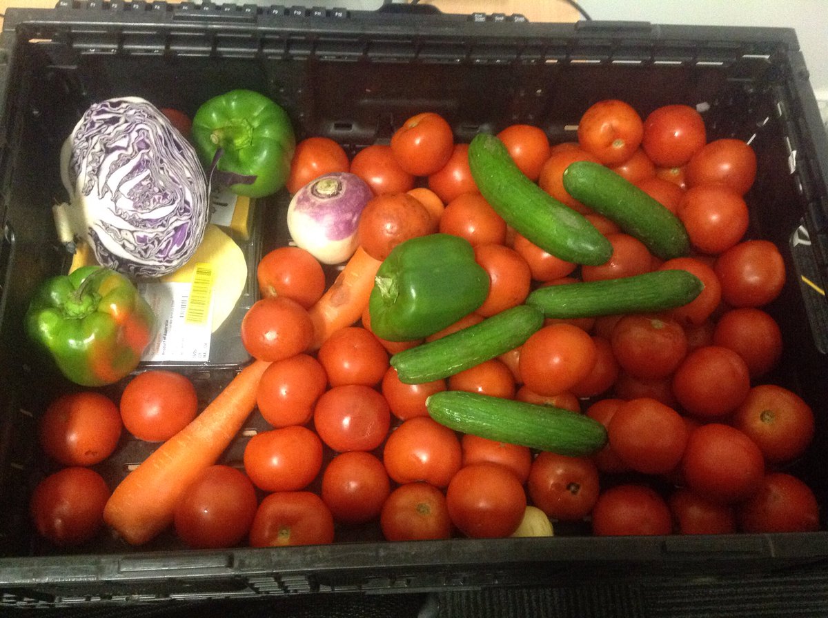 PatComServices's tweet photo. We just got a delivery of great produce from @SecondBite_org https://t.co/w3SDElEQsD