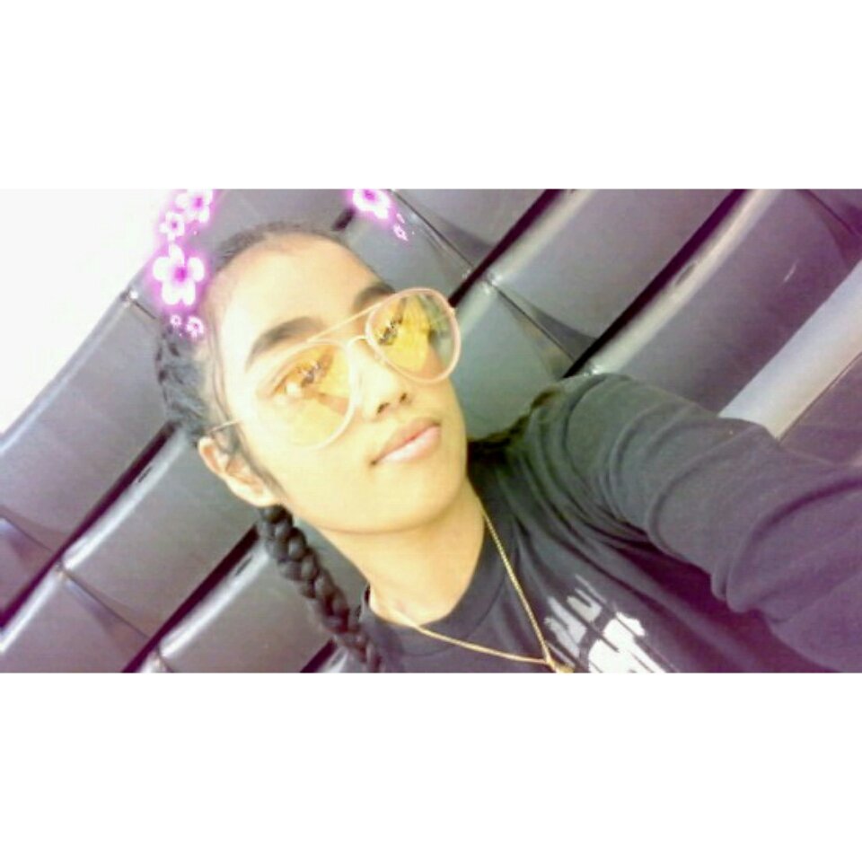 SintaTiter's tweet photo. School was aight 👌👌 https://t.co/VPZfeqqmmS
