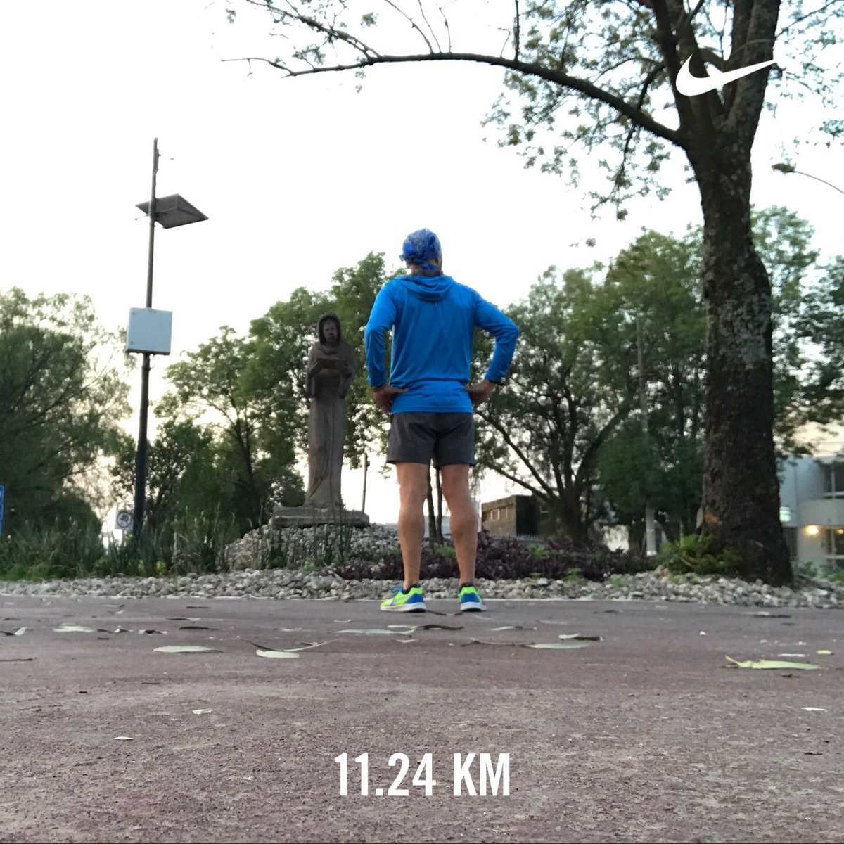 PpValdesS's tweet photo. #YoElegiCorrer y hacer nuevos senderos, a transitar por donde nadie se atreve #NiQuienSeRaje a la locura #MiVicioEsCorrer y amar intenso! https://t.co/WNcnqtRy4Y